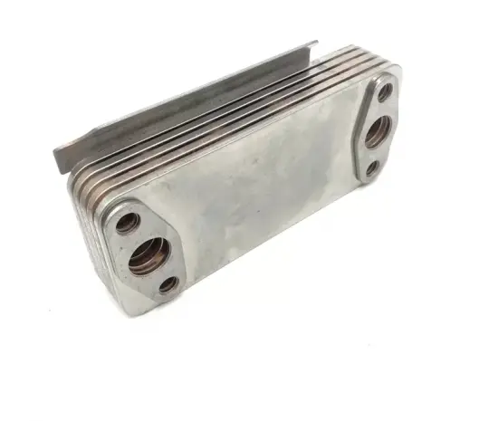 Теплообменник (маслоохладитель) 4990291F - ISFe3,8 (Ориг)